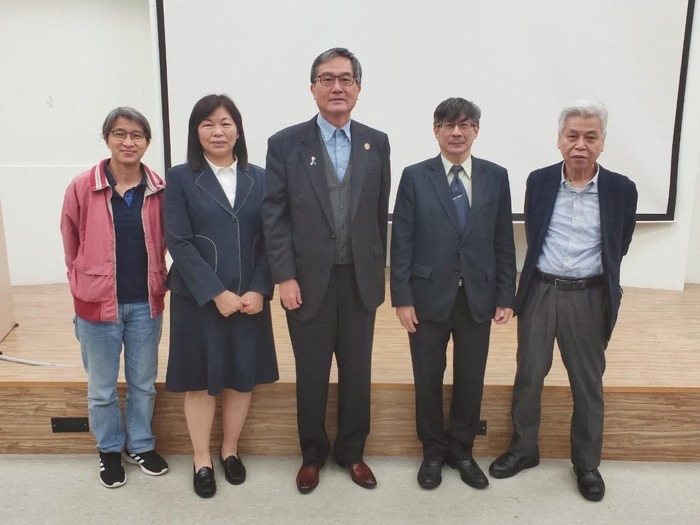 歐亞國際講座邀請前文化大學徐興慶校長演講台日關係與日本研究圖片