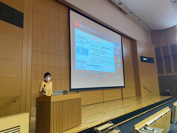 林冠汝老師受真理大學姊妹校名城大學邀請進行一場線上演講圖片